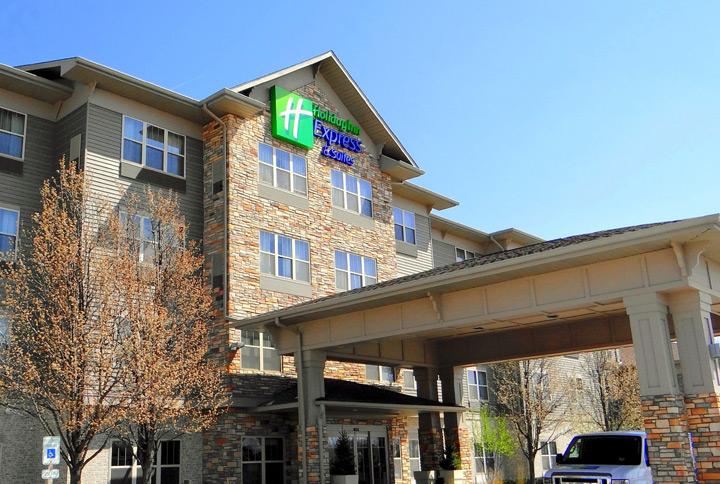 Prominence Hospitality Group Holiday Inn Express & Suites Roselle, IL